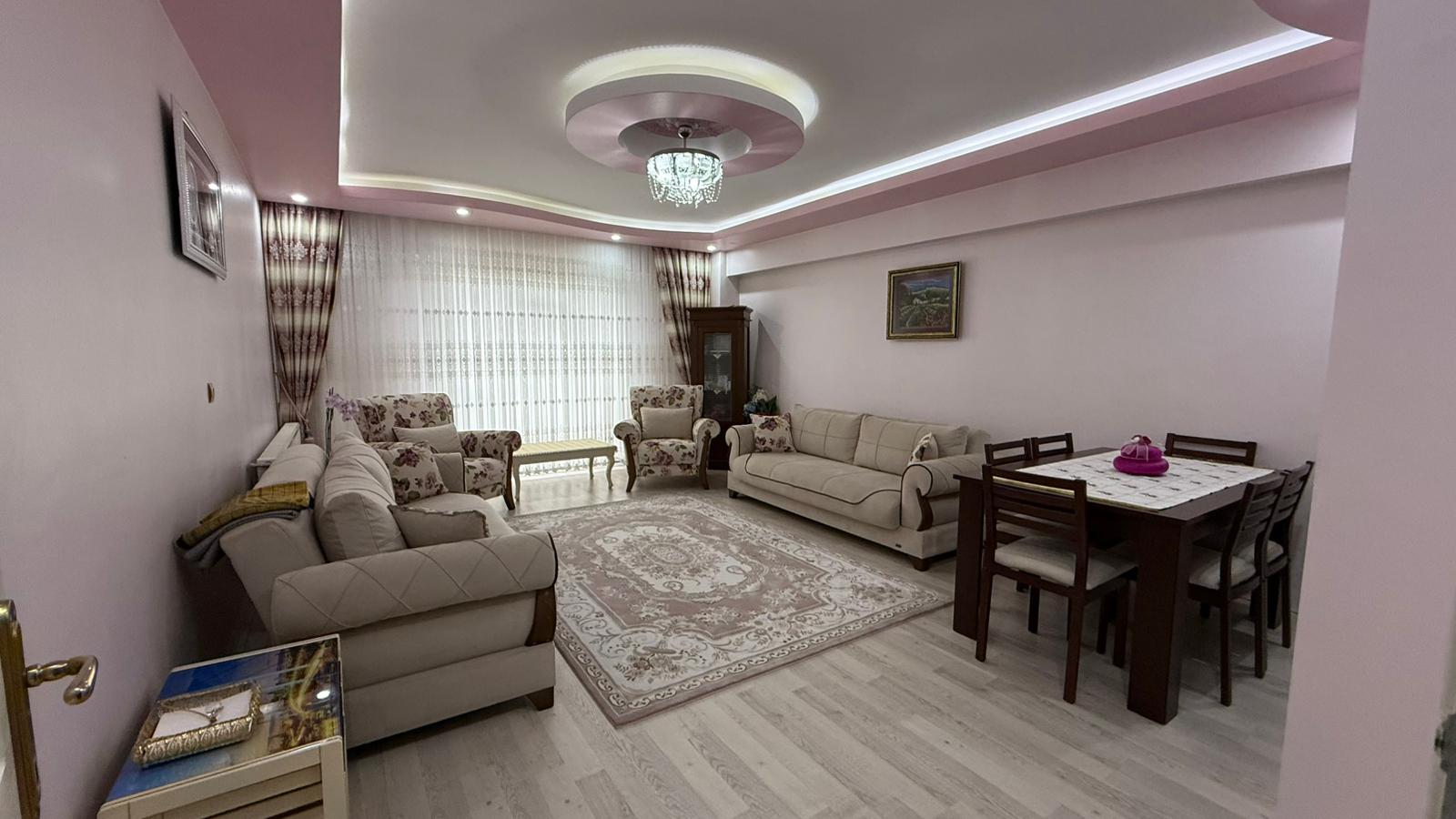 KAYSERİ DEVELİ ELBİZ CADDESİ ÜZERİNDE SATILIK DAİRE